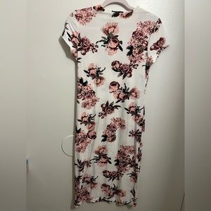 (SOLD)Women’s floral print dress